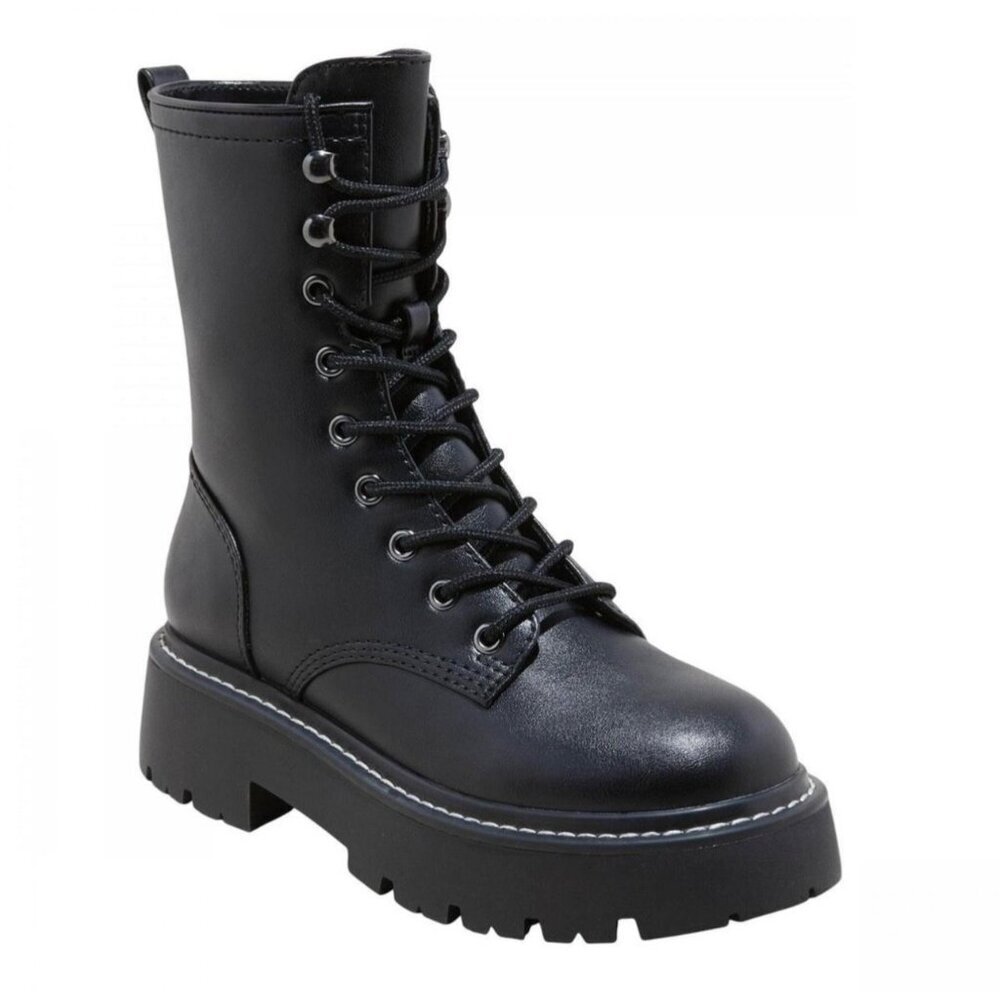 Wild Fable Women’s Logan Lug Combat Boots with memory foam insole size 6 NWT